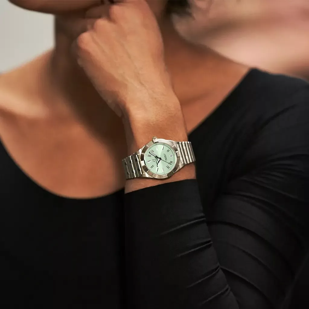 Qadın qol saatı Breitling Chronomat, paslanmayan polad, 32 mm — A77310101L1A1 - Image 5